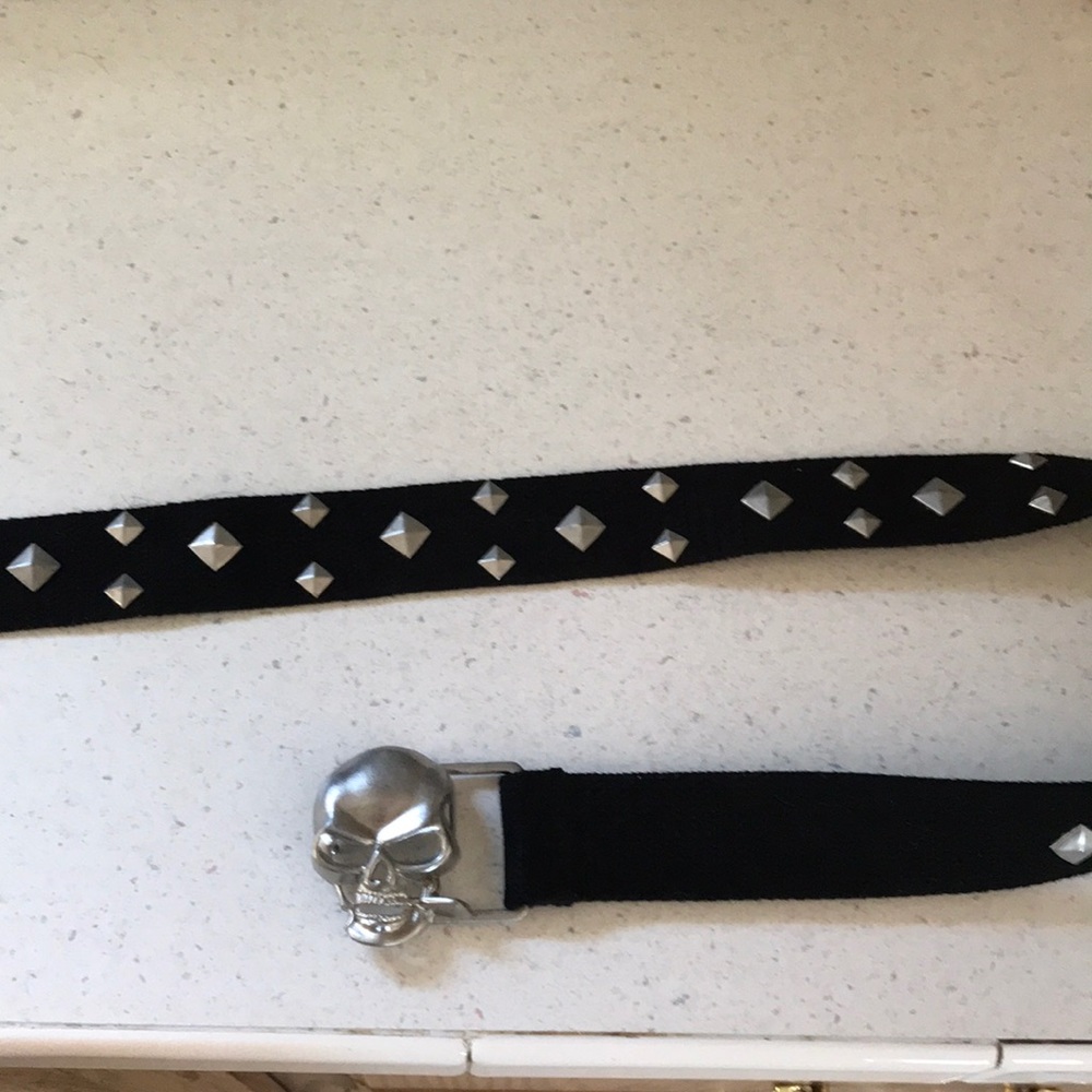 Pajamas. Shorts. Belts. Sleeveless bra